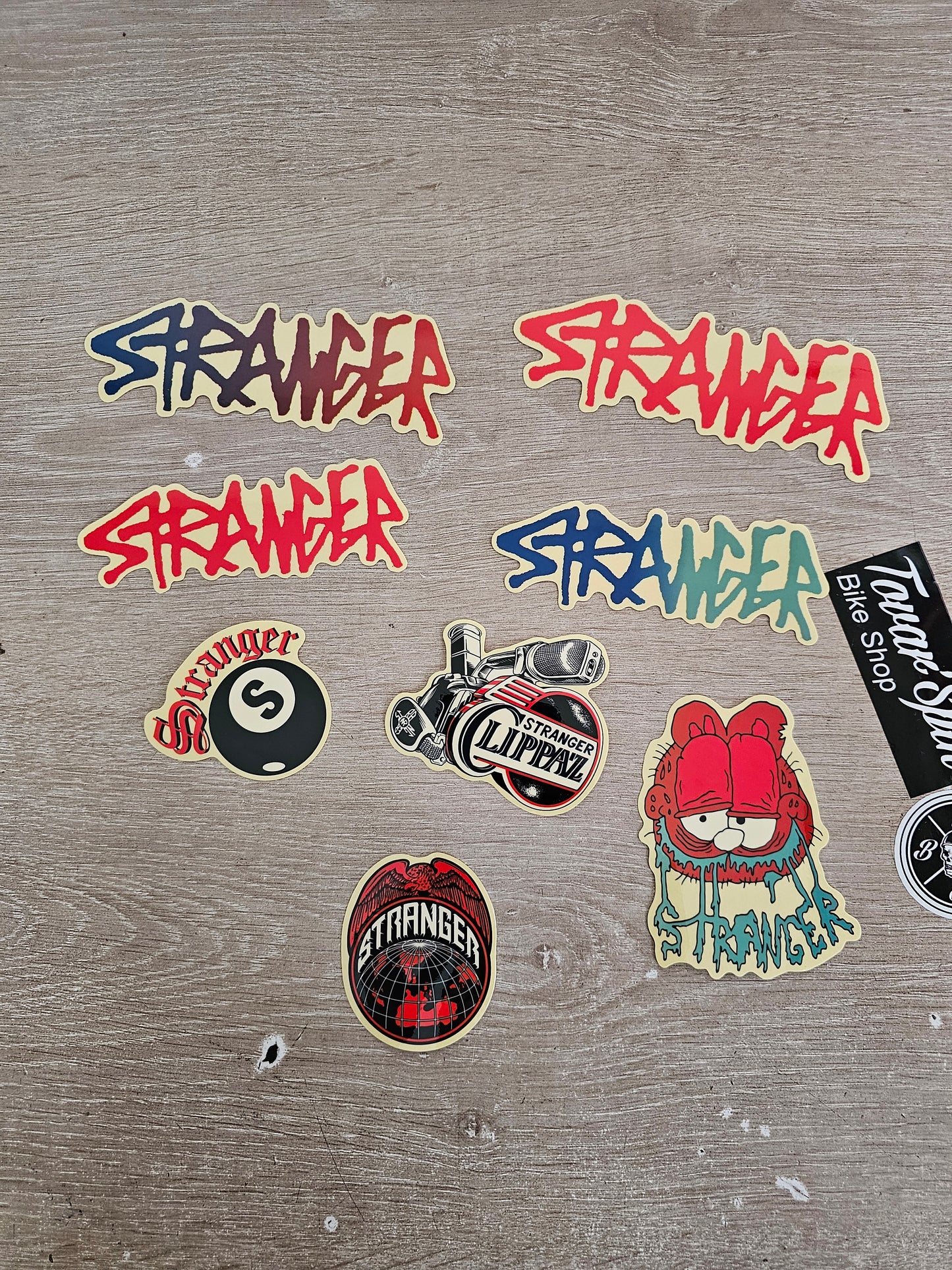 Paquete de Stickers stranger