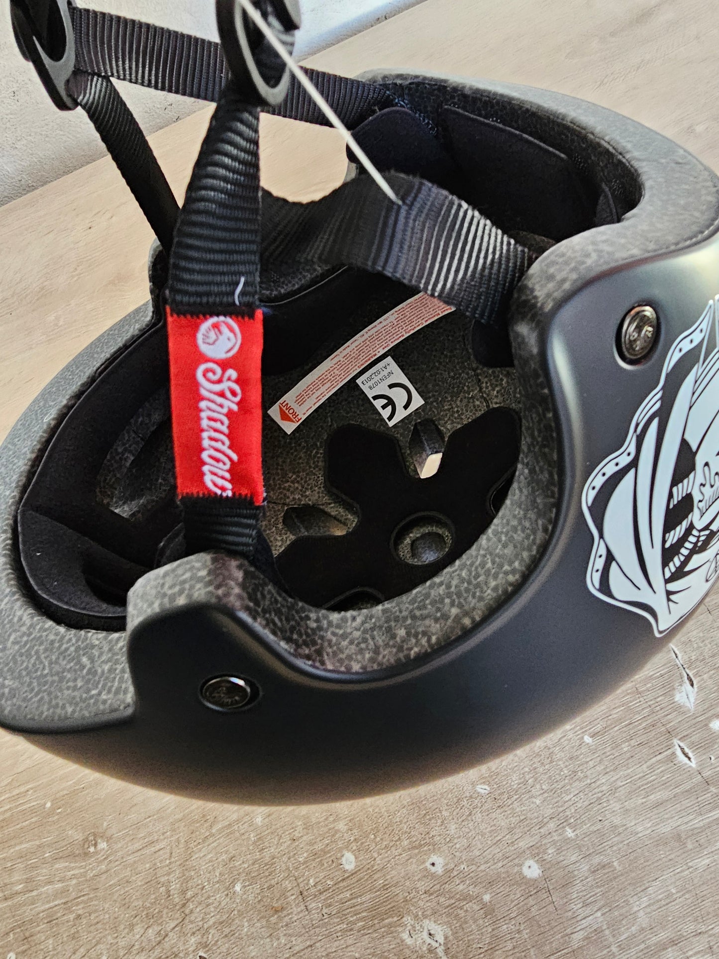 Casco Shadow x In The Hills