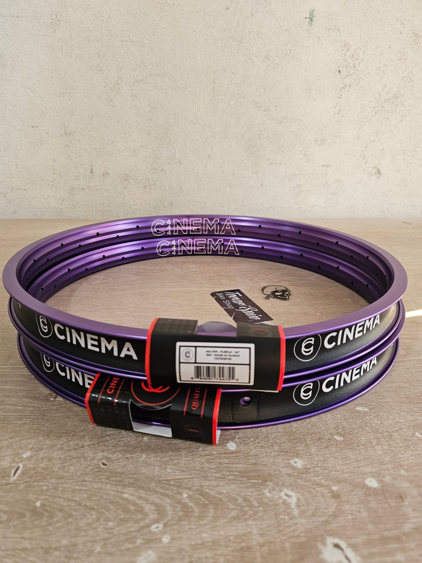 Cinema 444 C/U