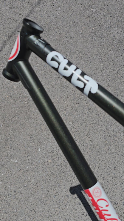 Cult max vu 20.75"