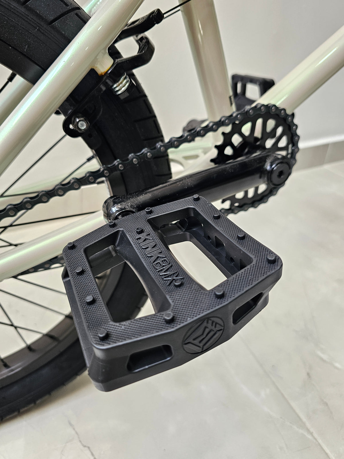 Kink kicker rodada 18" 2027