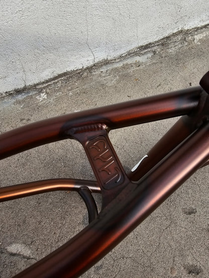 cult dak 20.75"
