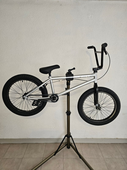 kink whip 2027