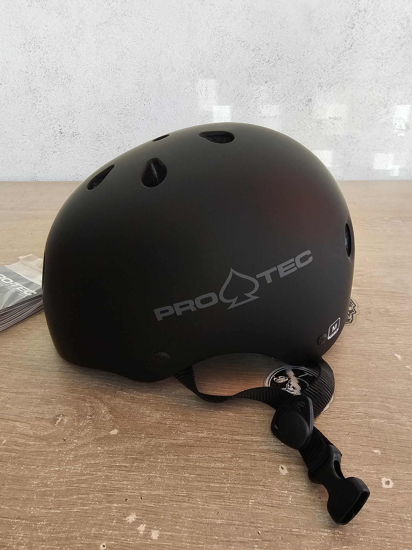 casco pro-tec classic