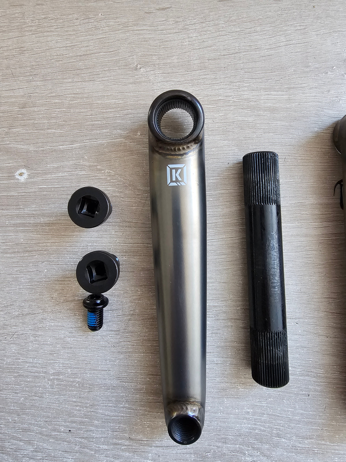 kink brace cranks
