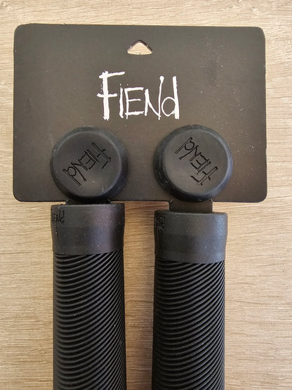Fiend team grip
