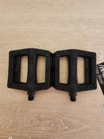 subrosa rose pedal
