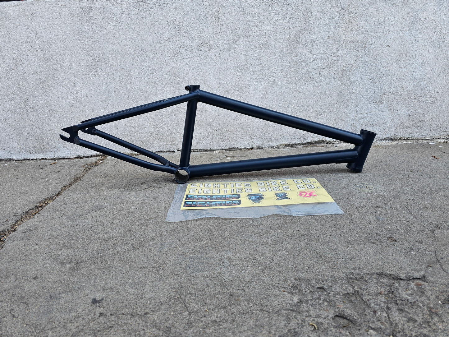 eighties painkiller 20.6 "