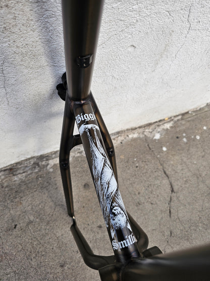 Cult biggie Devon Smile 20.75"