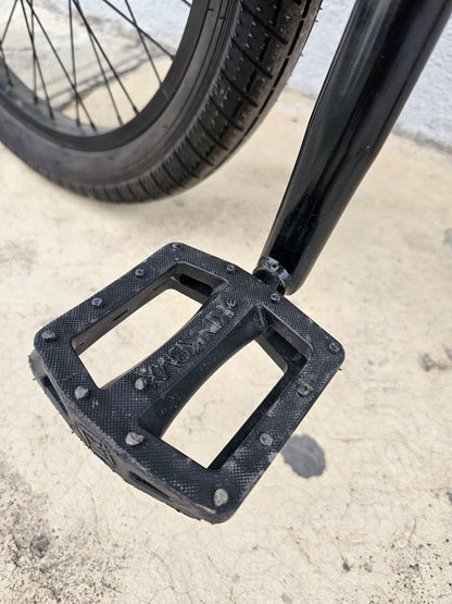 Bike kink curb 2025