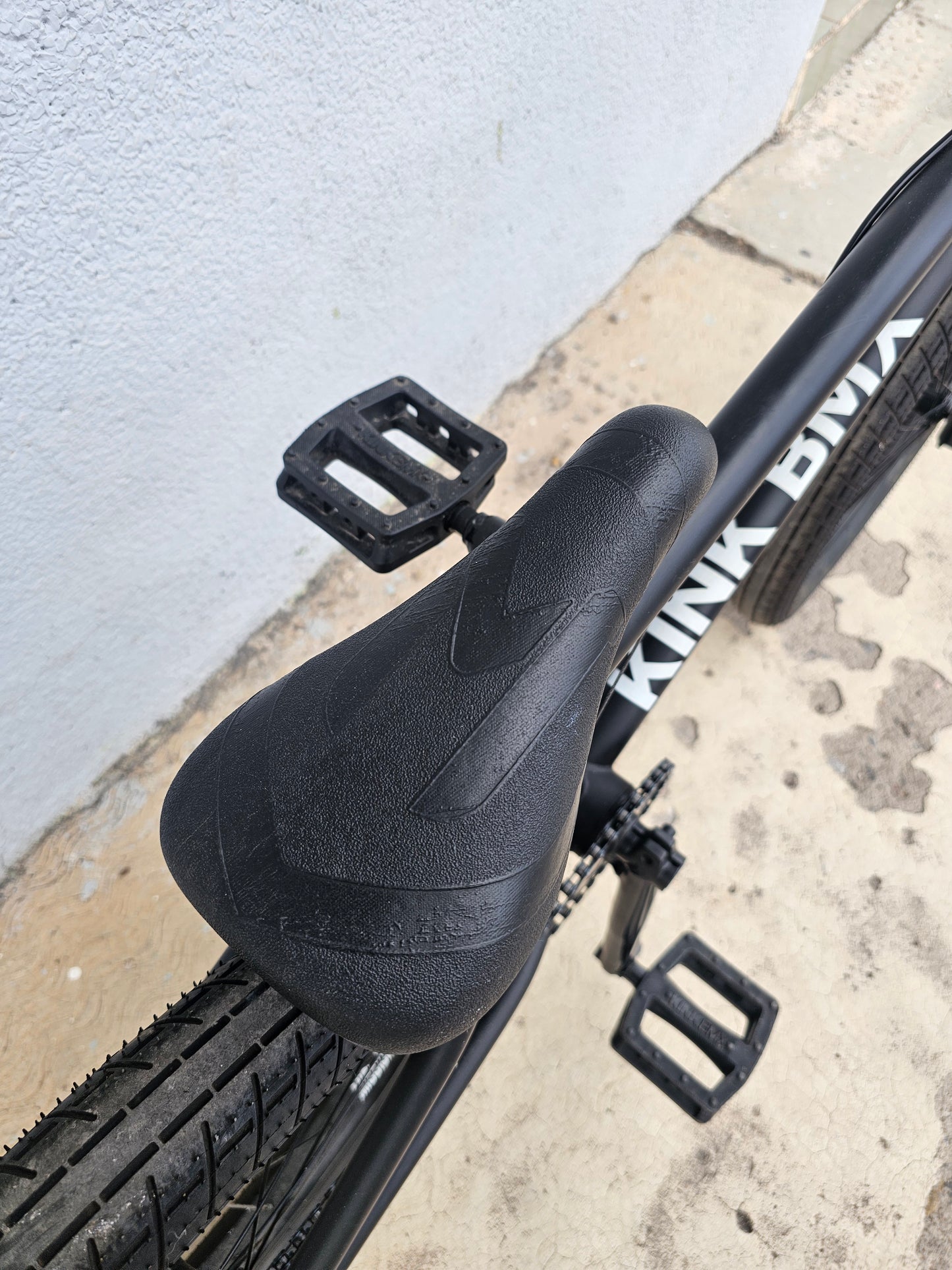 Bike kink curb 2025