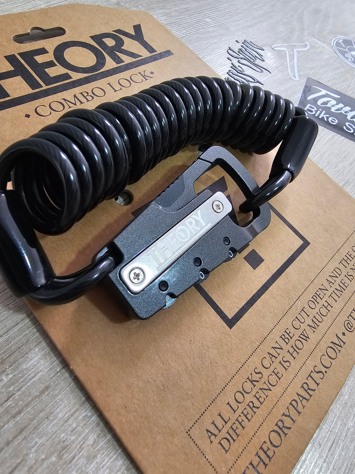 candado theory mini coil