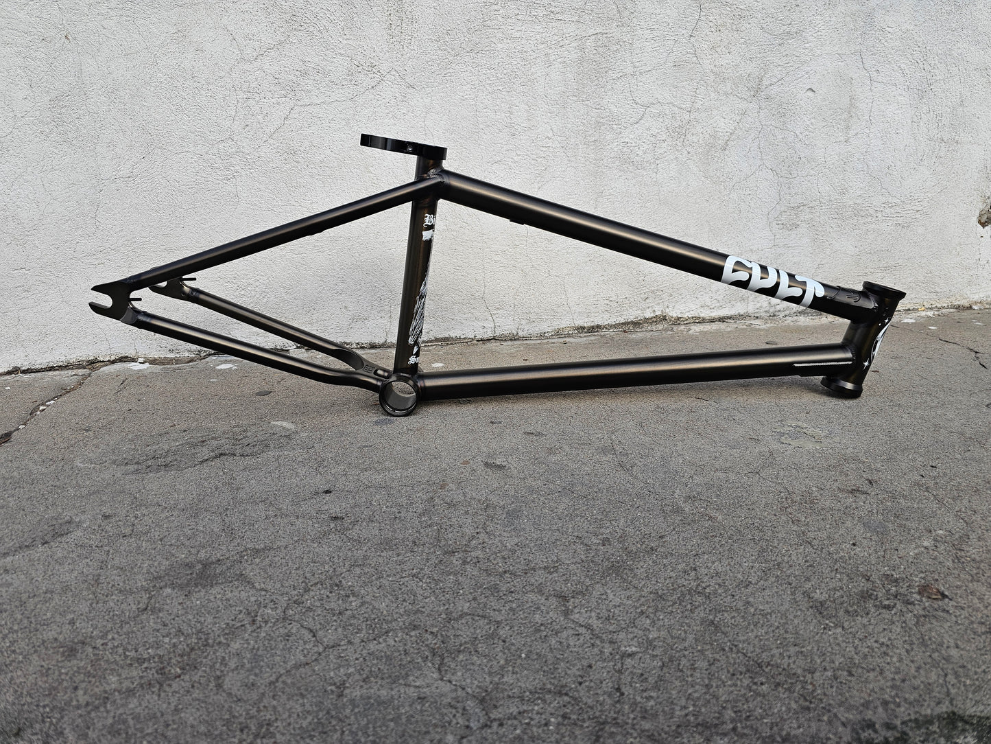 Cult biggie Devon Smile 20.75"