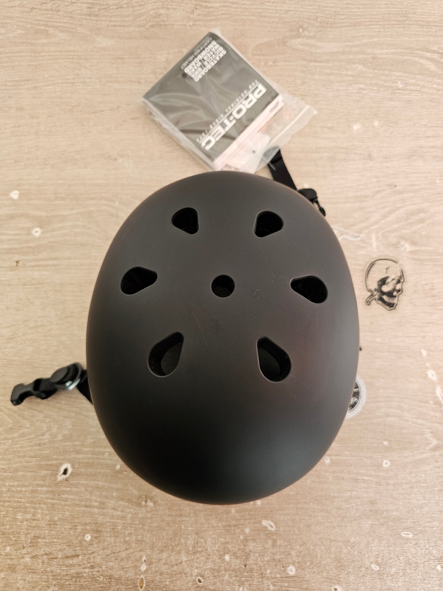 casco pro-tec classic