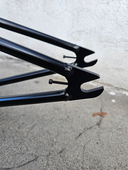 kink feral 20.75"