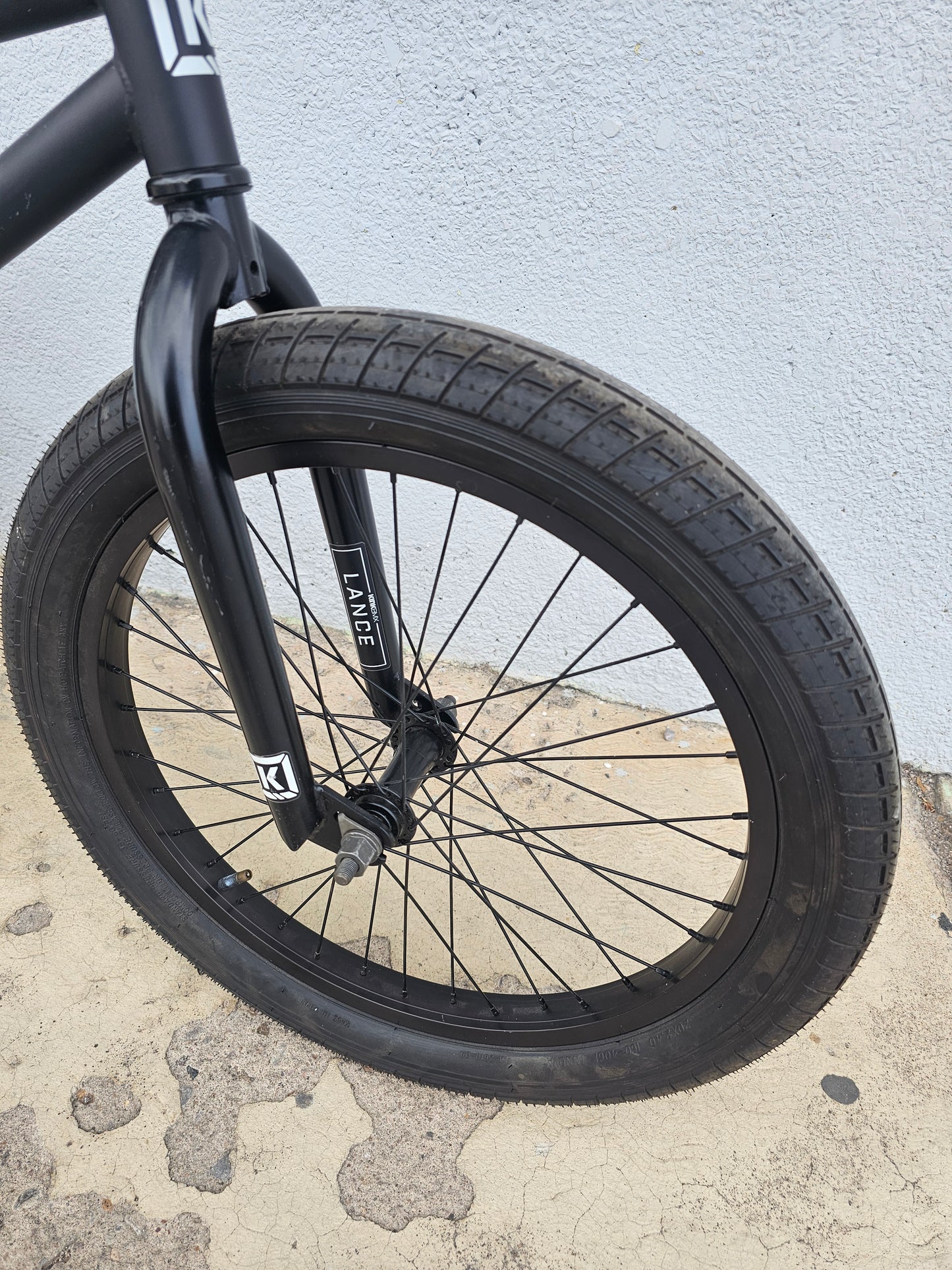 Bike kink curb 2025