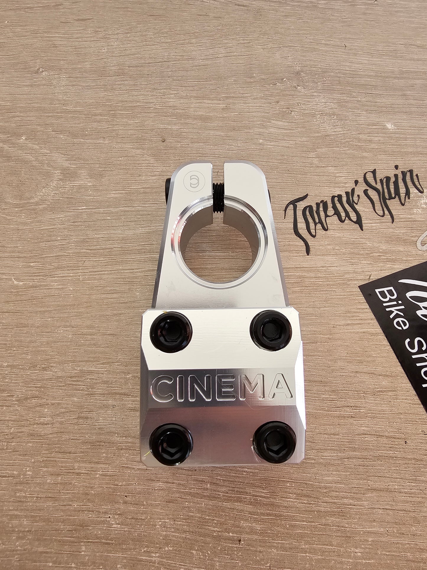 cinema analog high negro y silver