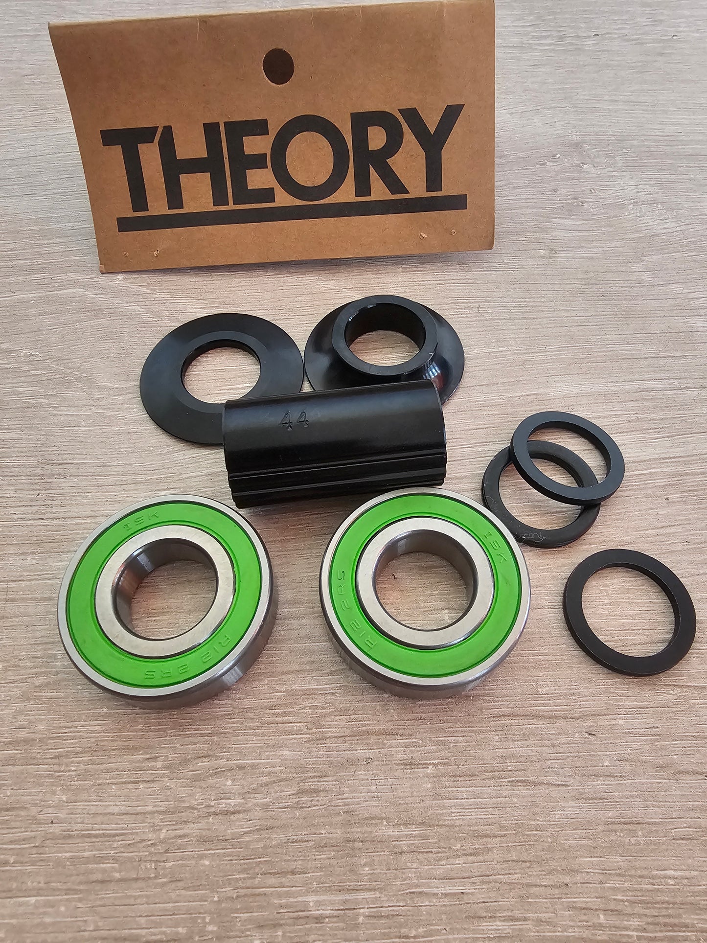 theory 19mm  y 22mm  negro o silver
