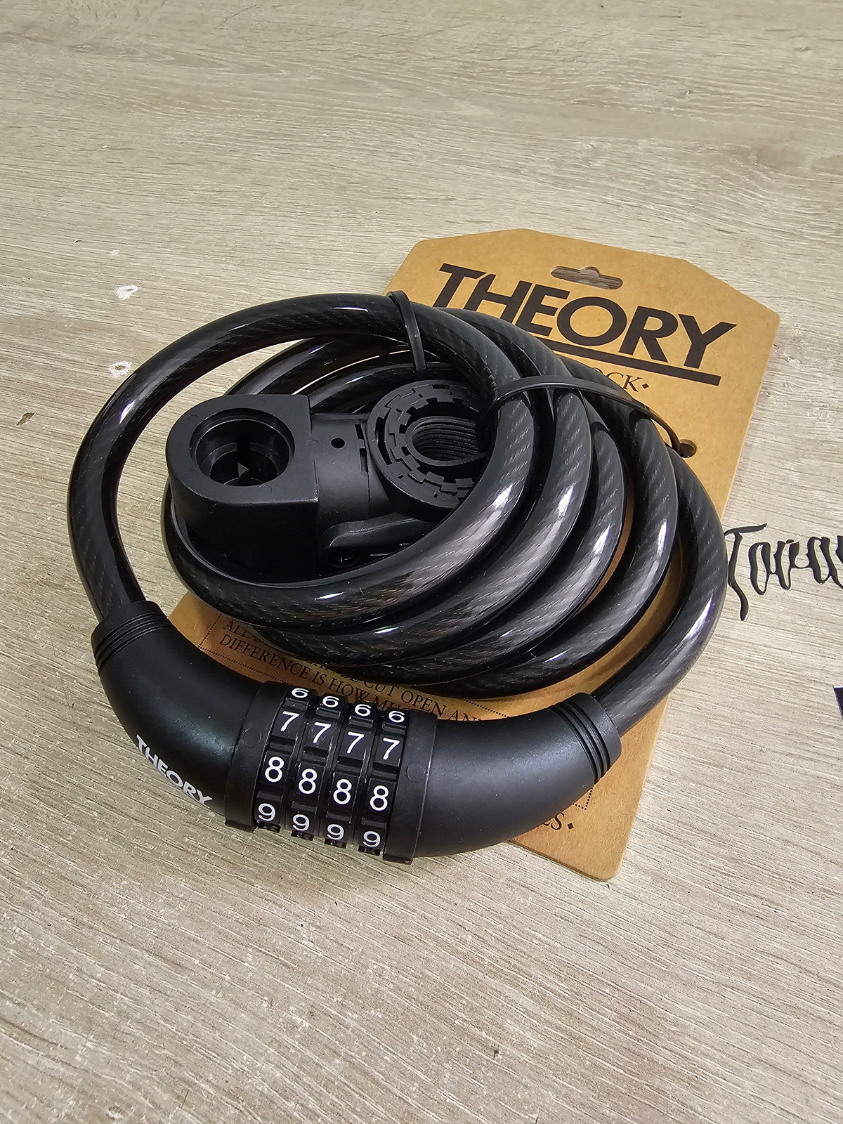 candado theory combo lock