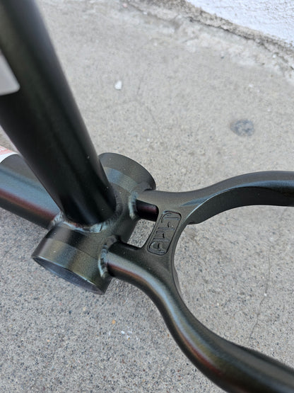 Cult max vu 20.75"