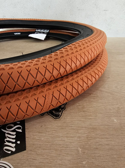 Cult vans waffle 20.40 C/U