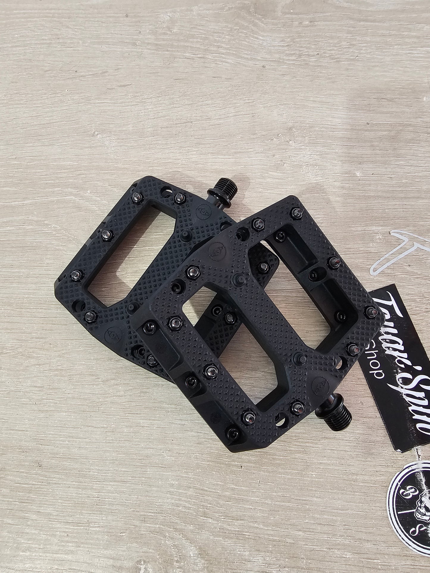 alienation foot fetish