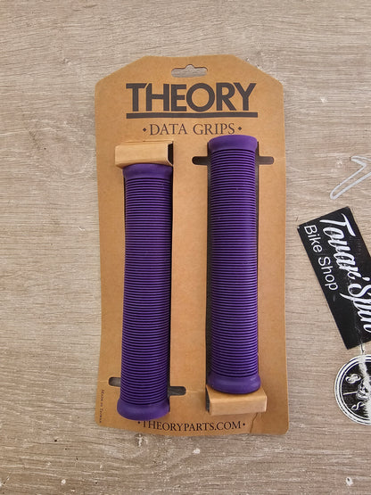theory data grips negro y morado