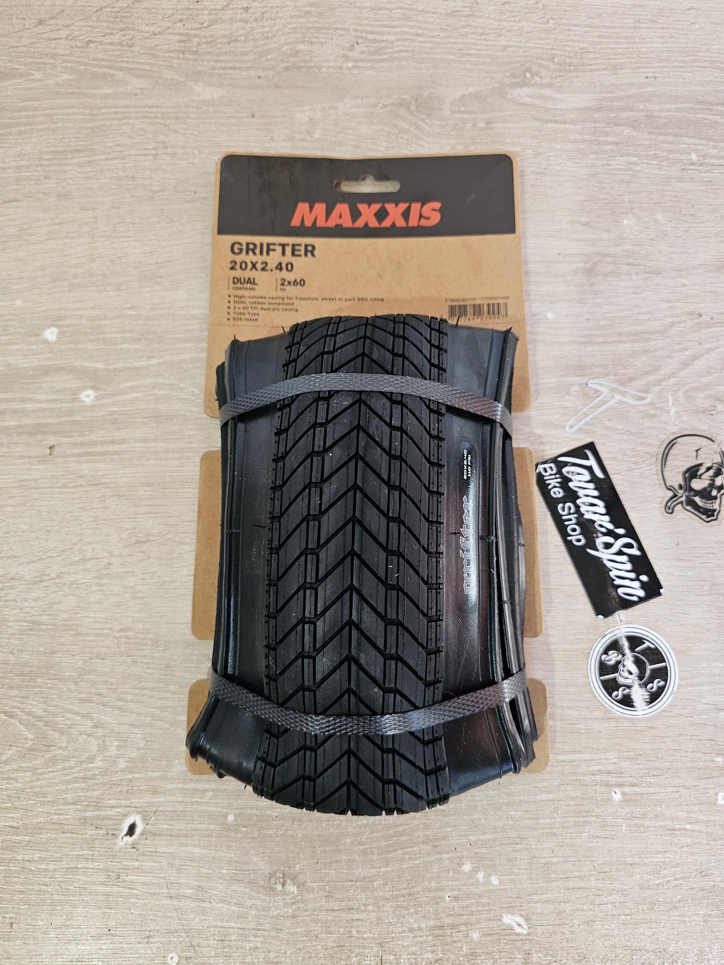 maxxis grifter 20.40 c/u
