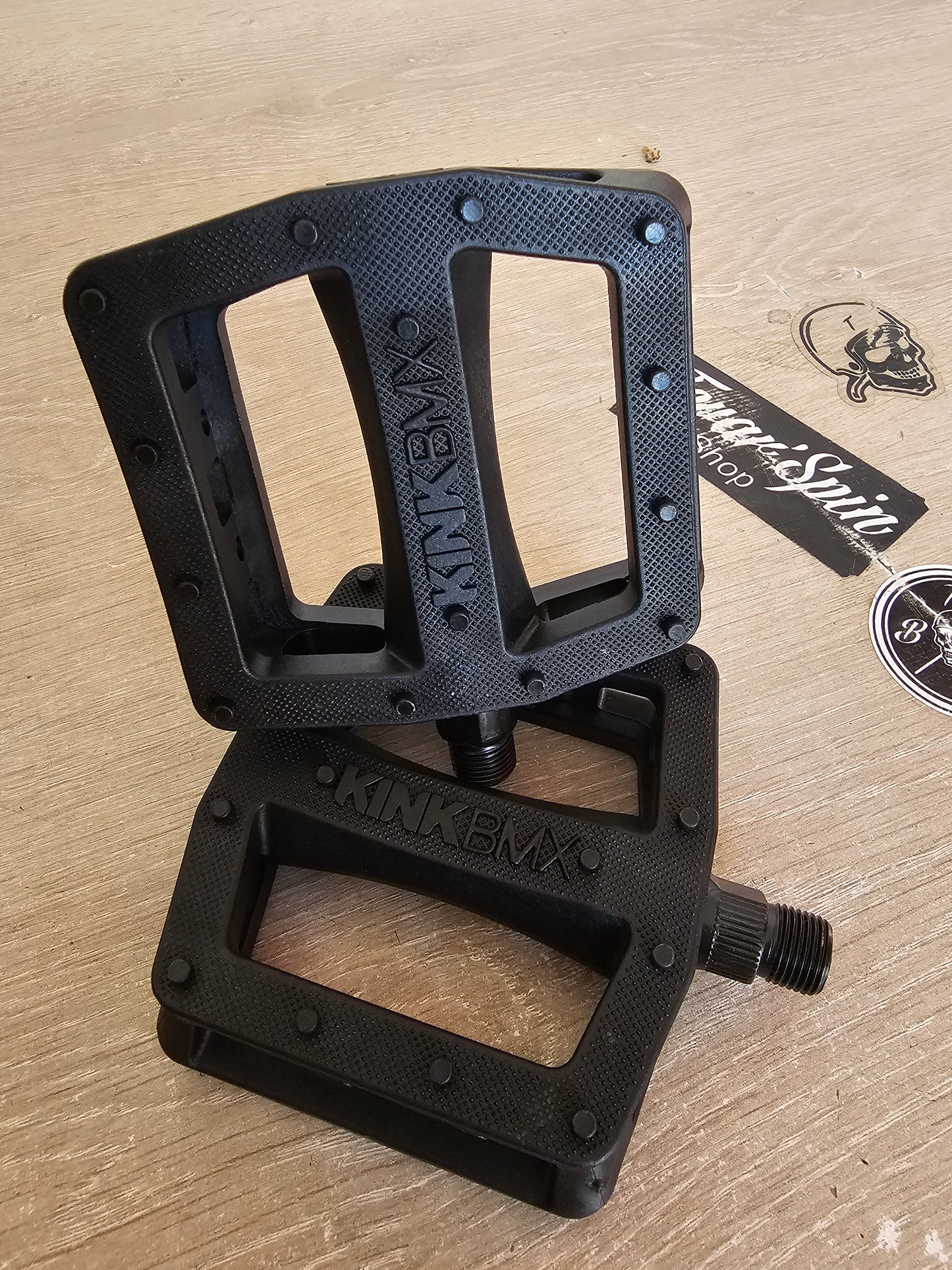 kink hemlock pedal