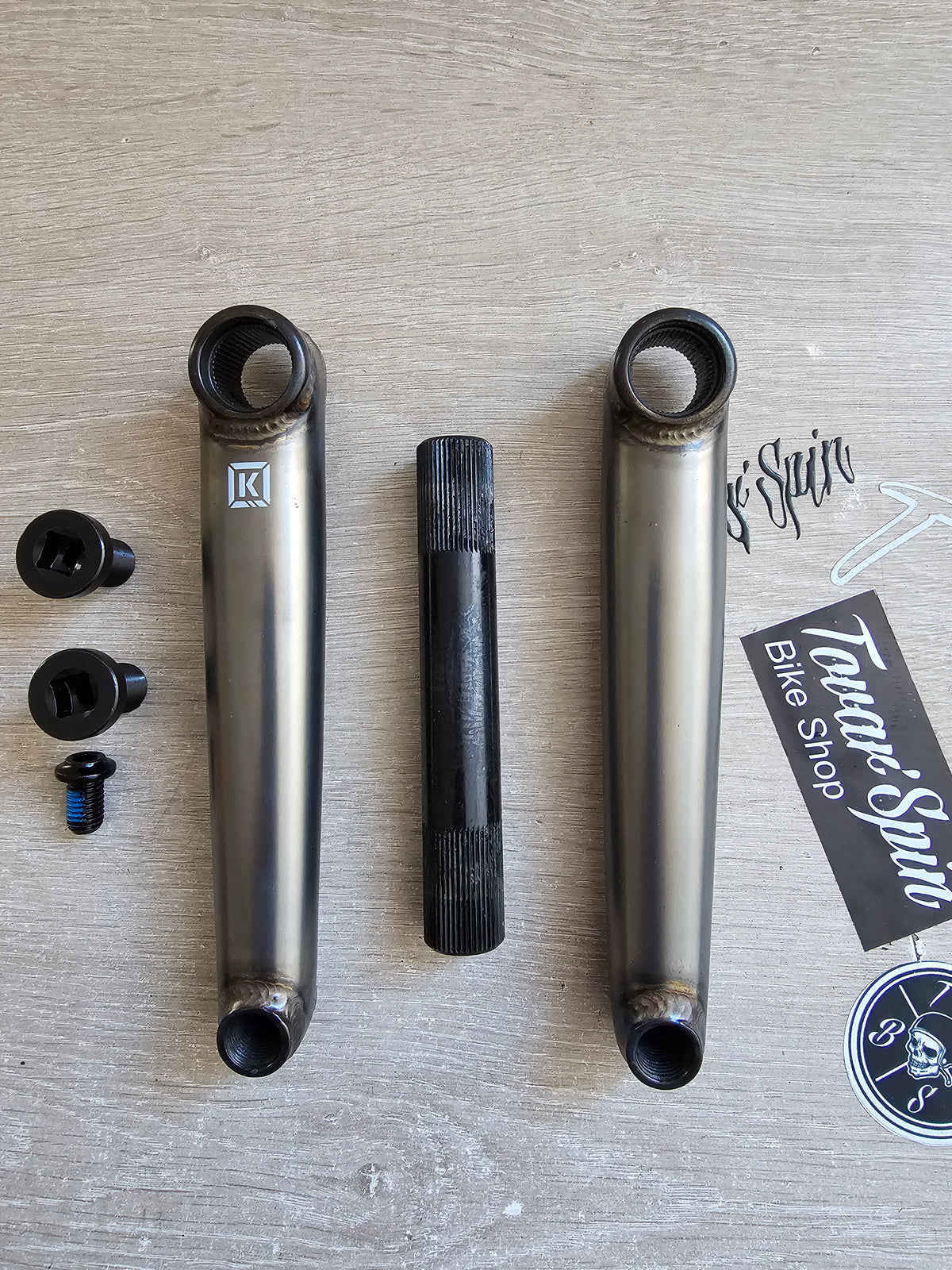 kink brace cranks
