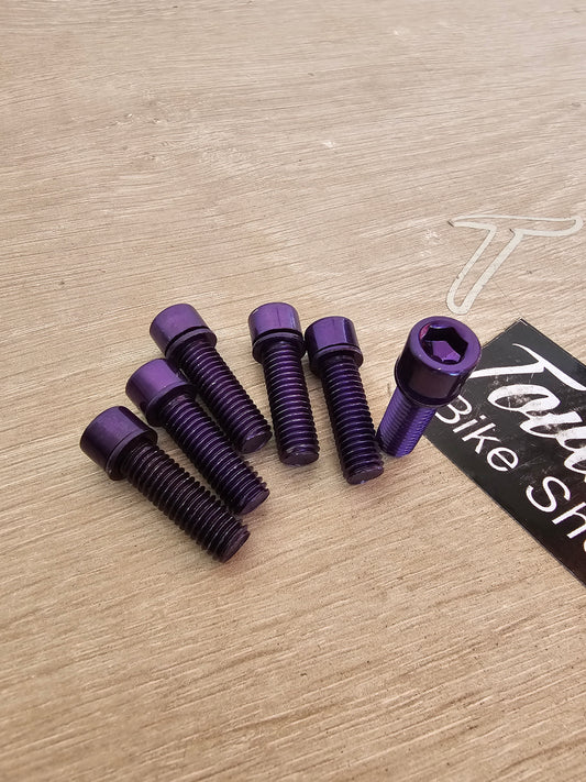 Tornillos para el poste ( varios colores )