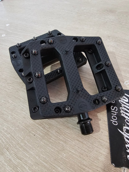 alienation foot fetish