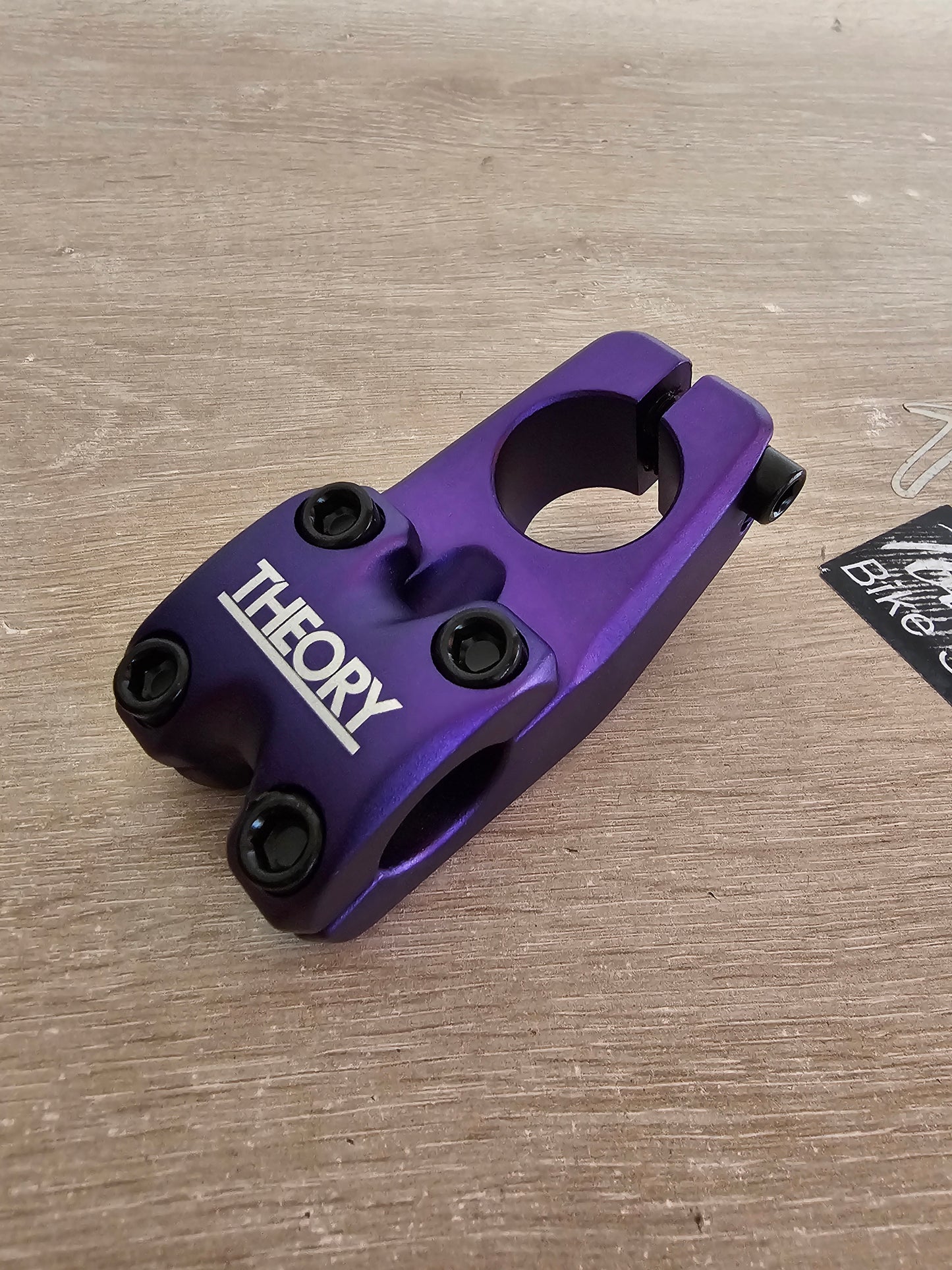 theory bond  negro , morado y azul