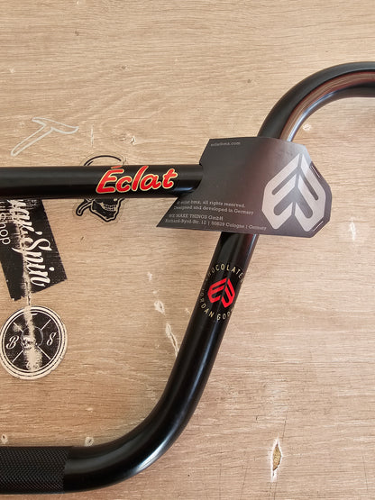 eclat chocolate 9.25"