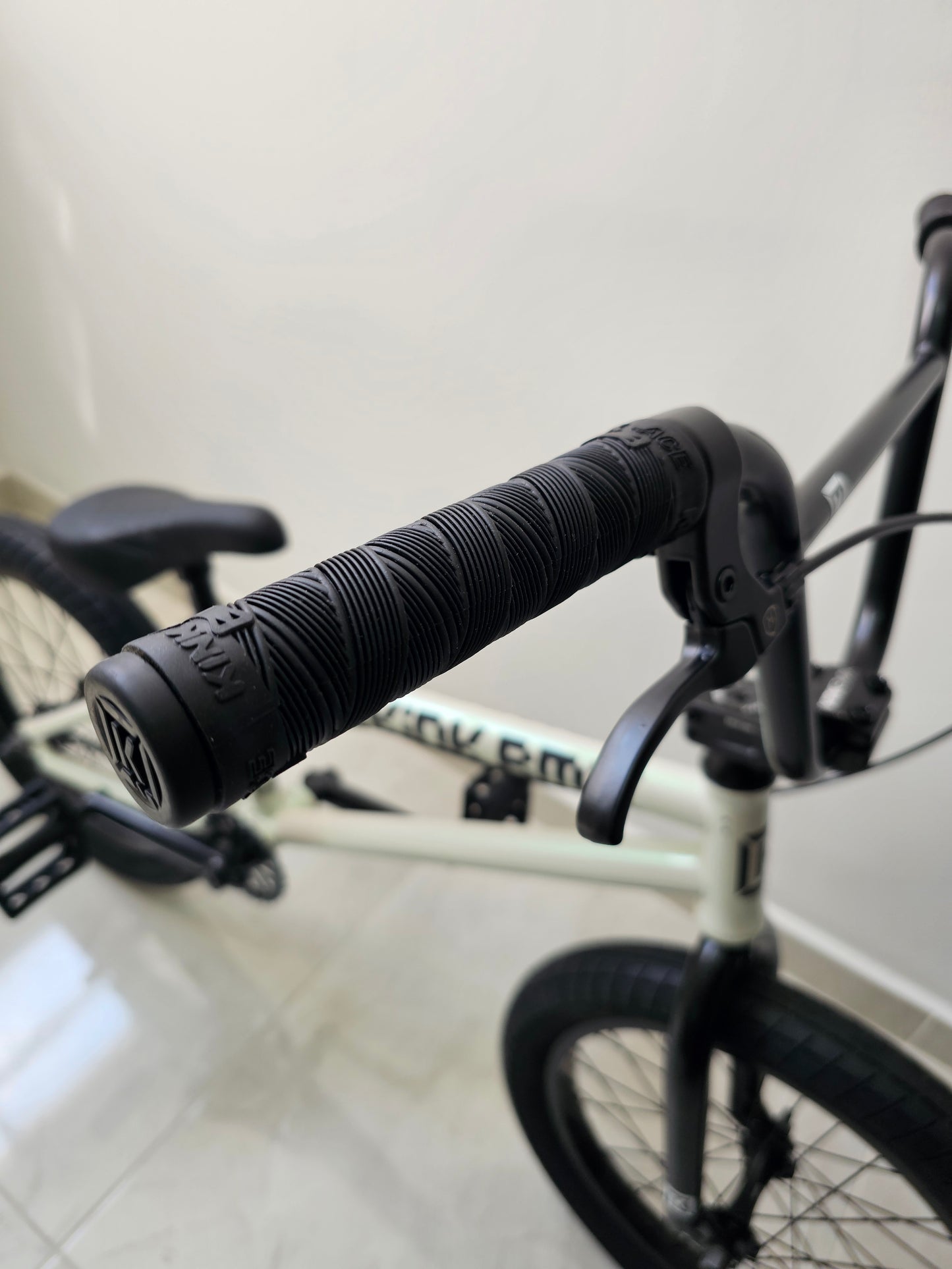 Kink kicker rodada 18" 2027