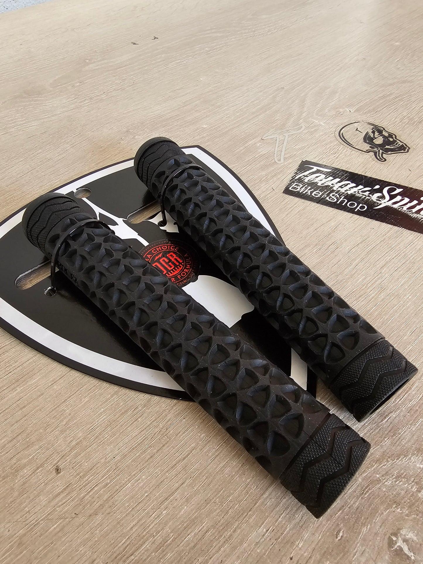 Subrosa sawtooth
