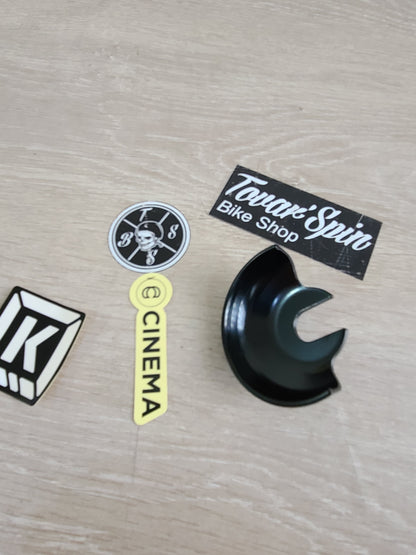 Kink universal  guard