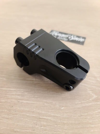 Kink track stem negro y cromo