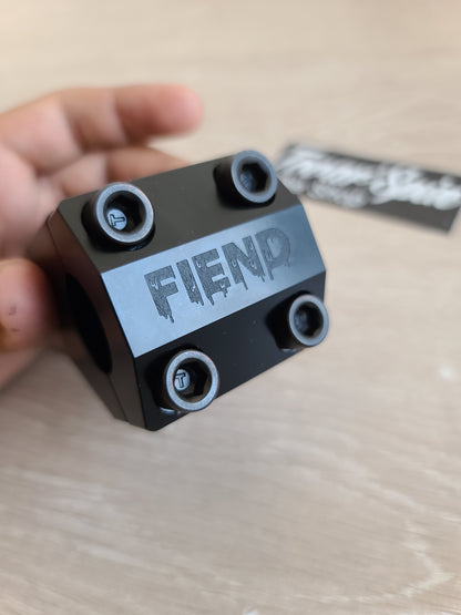 Fiend reynolds negro dorado y cromo