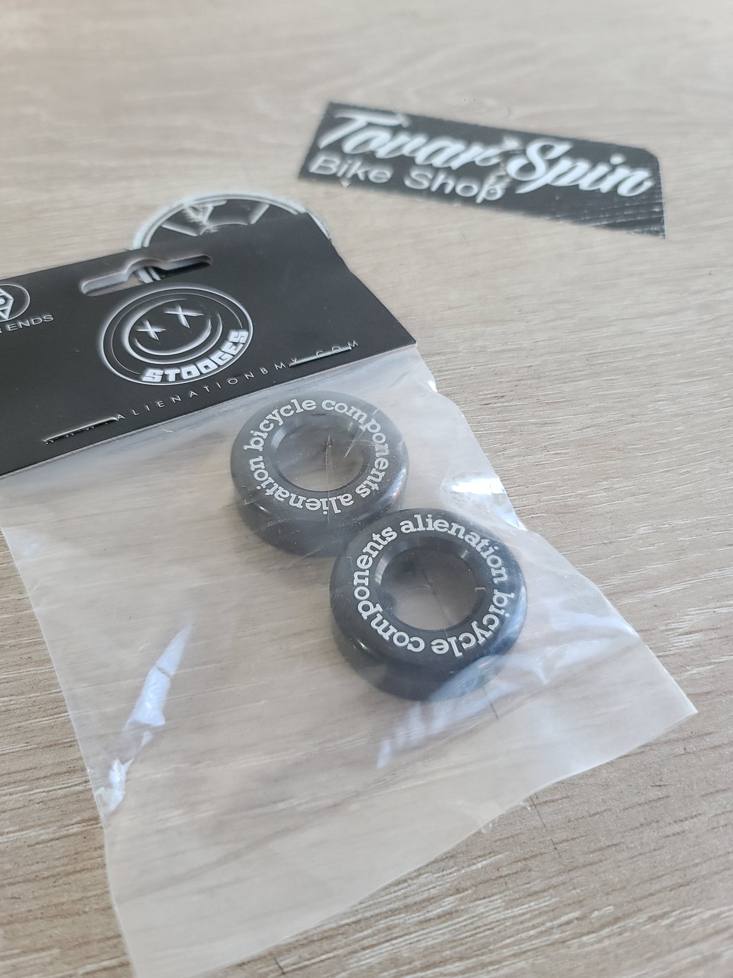 Tapones de manubrio alienation