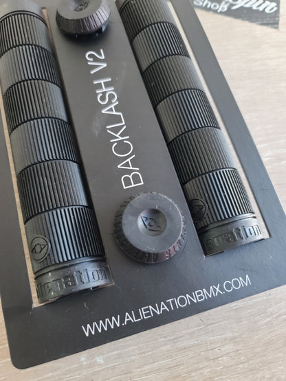 Alienation backlash v2 negro y azul
