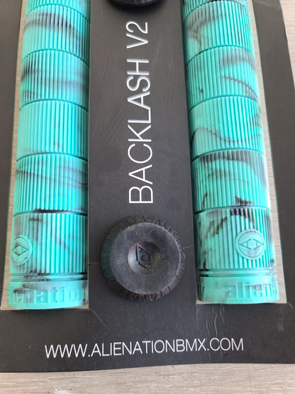 Alienation backlash v2 negro y azul