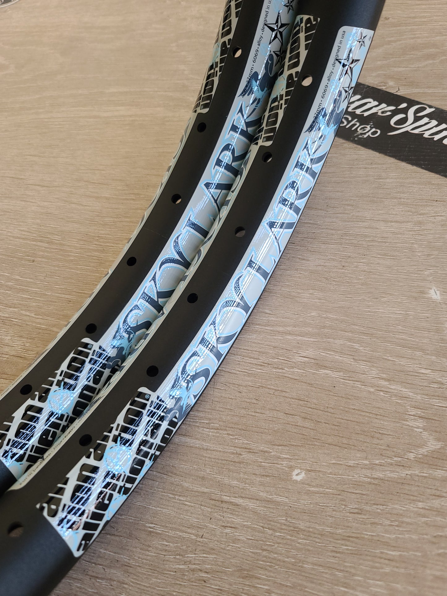 Alienation skylark c/u