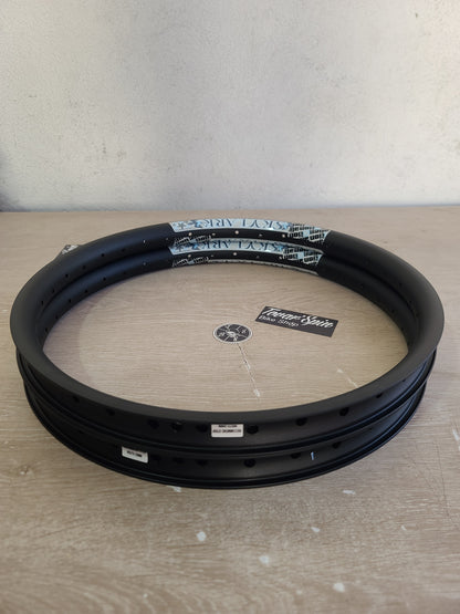 Alienation skylark c/u