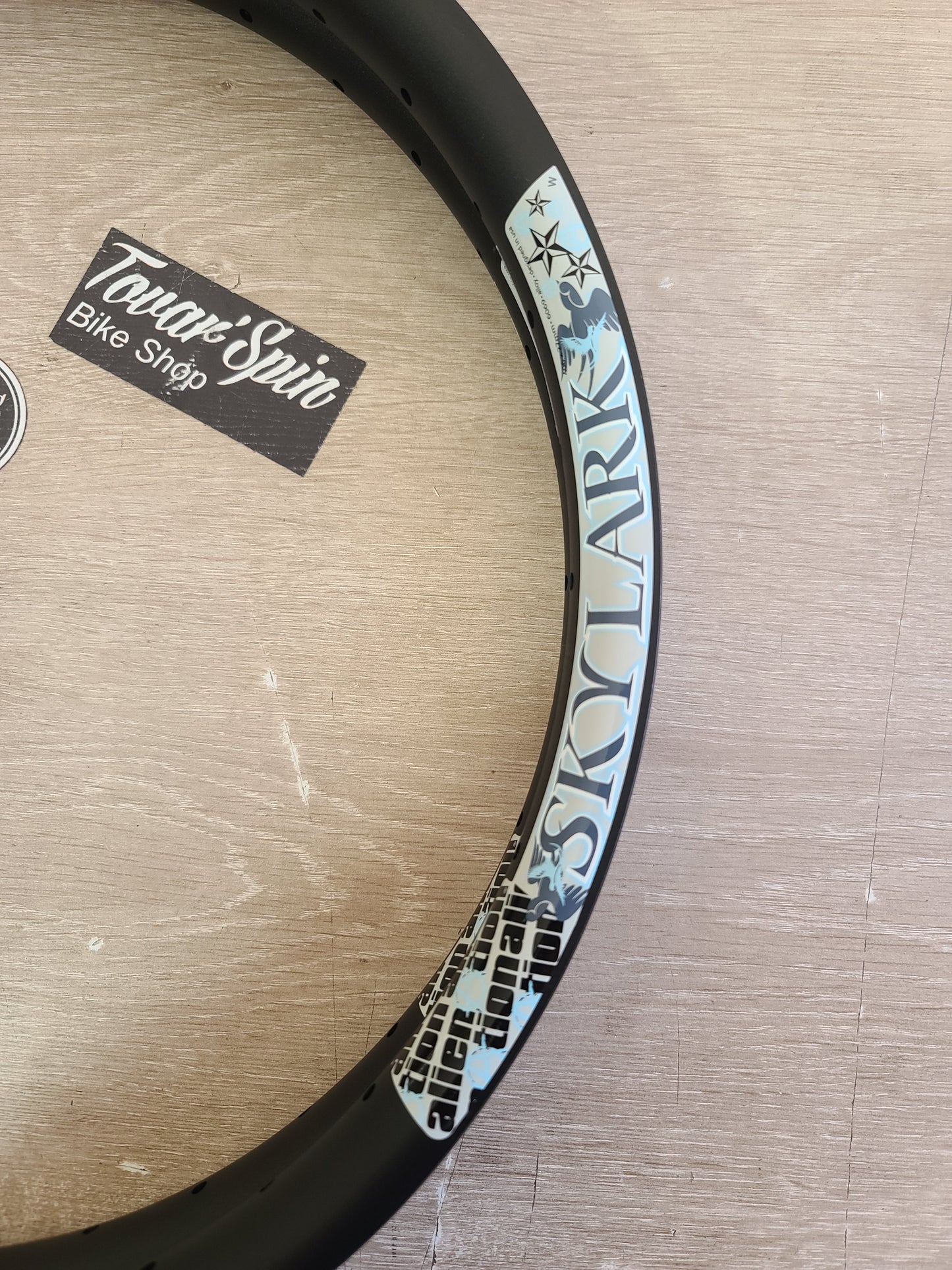 Alienation skylark c/u